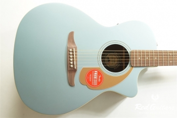 Newporter Player - Ice Blue Satin